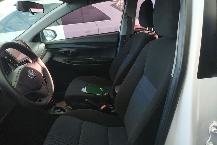 Used Toyota YARiS L 2016 Revised 1.5E CVT Charming Edition