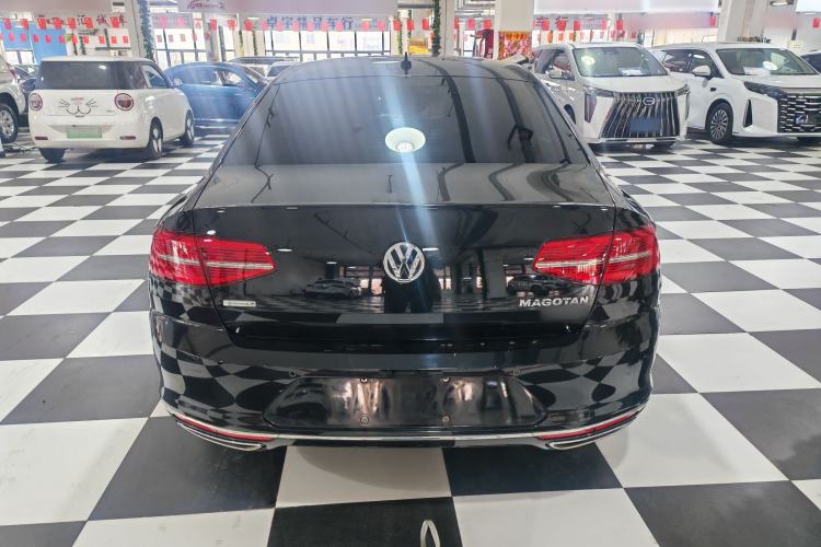 Used Volkswagen Magotan 2018 330TSI DSG Luxury Model
