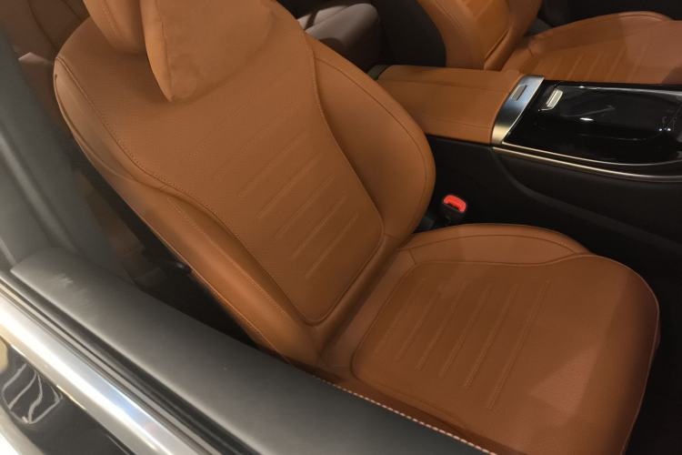 Used Mercedes-Benz GLC 2023 GLC 260 L 4MATIC Dynamic Edition 5-seater