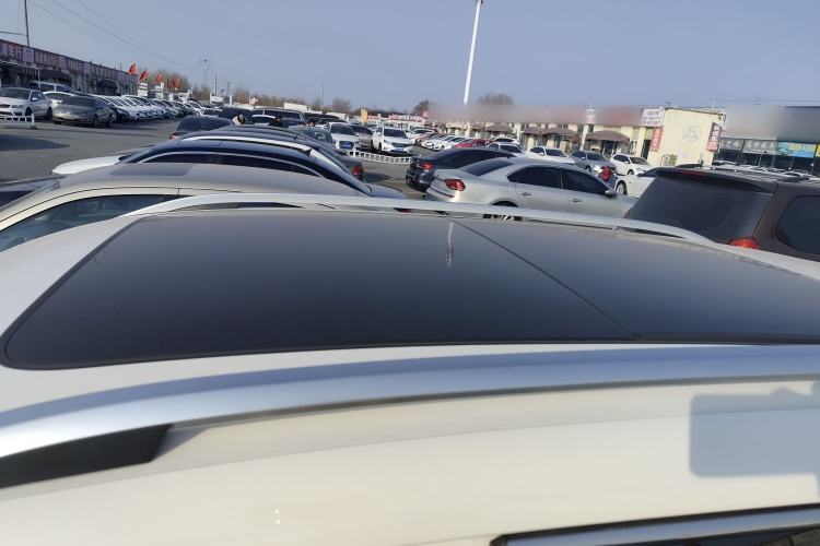 Used Volkswagen Tharu 2019 330TSI Four-Wheel Drive Luxury Edition China VI Standard
