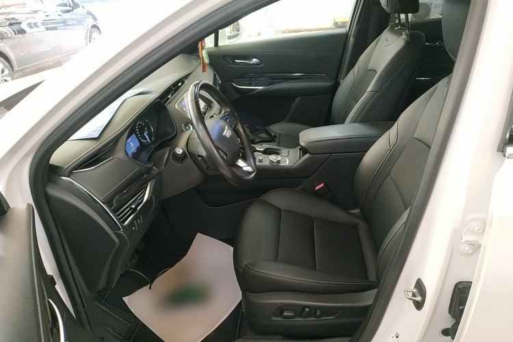 Used Cadillac XT4 2018 28T Two-Wheel Drive Tech Version
