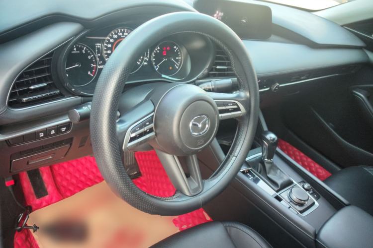 Used Mazda Mazda 3 Axela 2020 1.5L Automatic Luxury Version