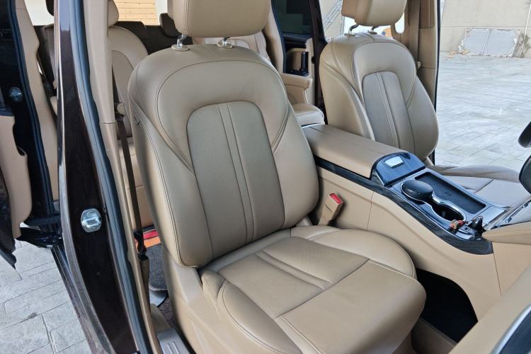 Used Buick GL8 2020 ES Land Cruiser 653T Luxury Model
