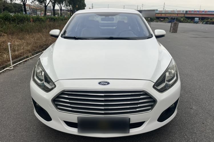 Used Ford Escort 2015 1.5L Automatic Comfort Model
