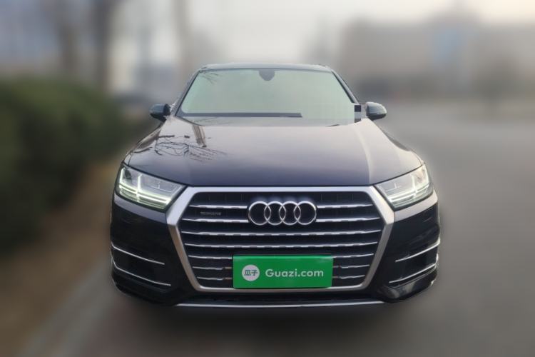 Used Audi Q7 2019 45 TFSI Comfort Model