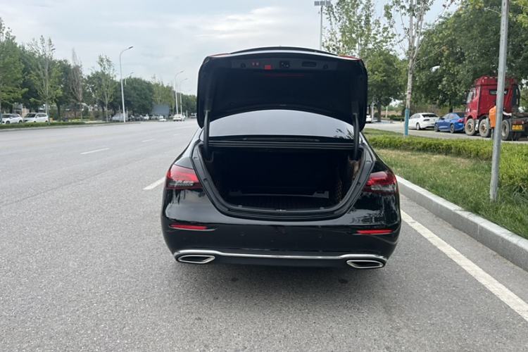 Used Mercedes-Benz E-Class 2023 Facelift E 260 L
