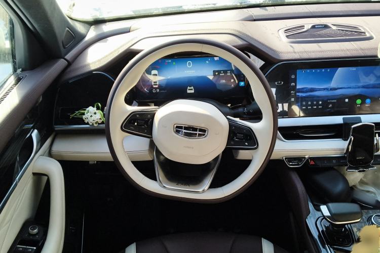 Used Geely Auto Monjaro L 2021 2.0TD DCT EVO Two-Wheel Drive Prestige Version
