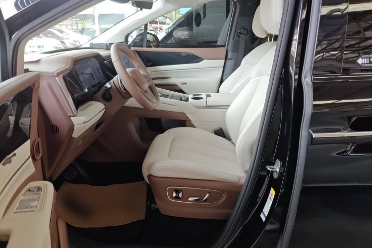 Used BYD Xia 2025 DM-i 1.5T 180km Beyond Edition
