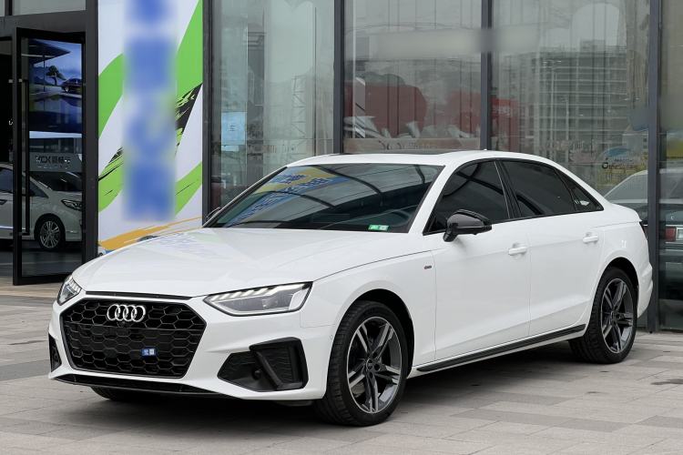 Used Audi A4L 2022 40 TFSI Luxury Dynamic Model
