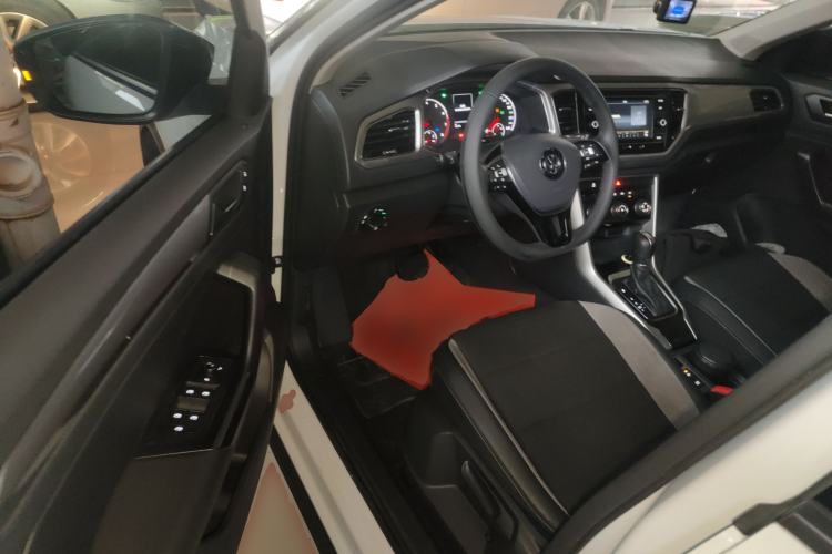 Used Volkswagen T-ROC 2020 230TSI DSG Two-Wheel Drive Advanced Version
