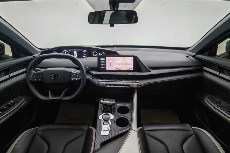 Used Changan UNI-V 2023 1.5T Premium Model
