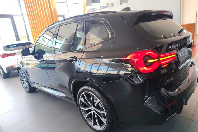 Used BMW X3 2023 Restyled xDrive30i Leading Edition M Night Sky Package
