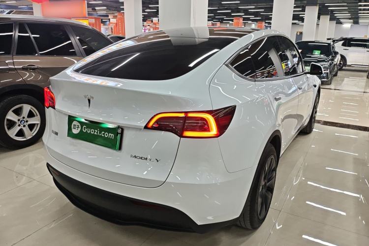 Used Tesla Model Y 2024 Rear-Wheel-Drive Version