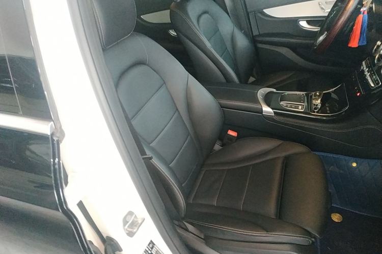 Used Mercedes-Benz GLC 2020 GLC 260 L 4MATIC Dynamic Model
