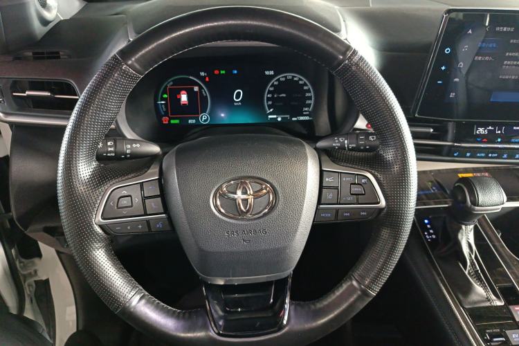 Used Toyota Granvia 2022 2.5L Hybrid Flagship Edition
