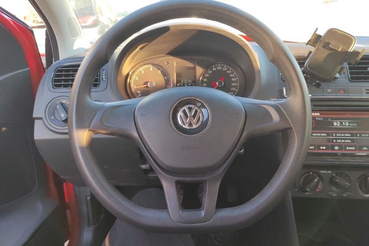 Used Volkswagen Polo 2016 1.4L Manual Fashion Model
