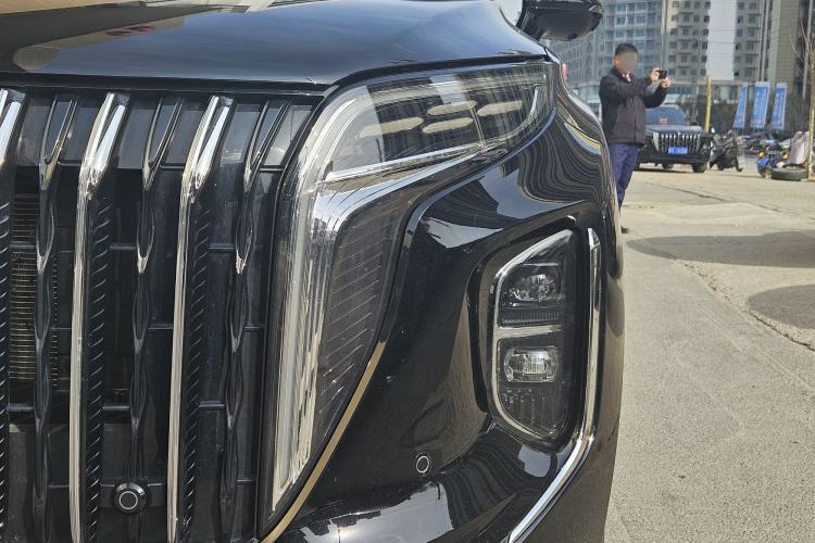 Used Hongqi HS7 PHEV 2024 2.0T PHEV Four-Wheel Drive Flagship Edition 7 Seats