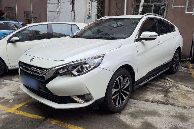 Used Venucia T90 2017 2.0L CVT Smart Edition
