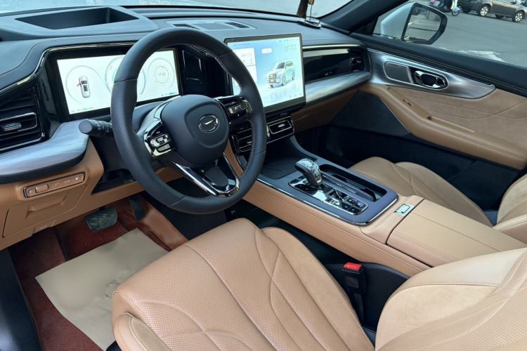 Used GAC Trumpchi ES9 2024 PHEV with 143 km Max