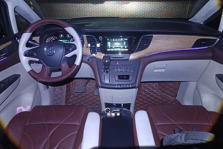 Used Buick GL8 2018 ES 28T Comfort Model China VI Standard
