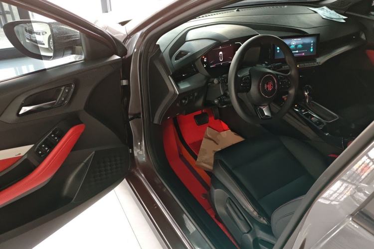 Used MG 5 2021 Revised Version 180 DVVT CVT Youth Luxury Edition
