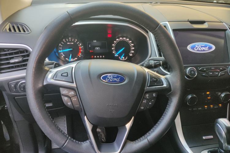 Used Ford Edge 2018 Facelifted EcoBoost 245 Two-Wheel Drive Platinum Edition 5 Seats China VI Standard
