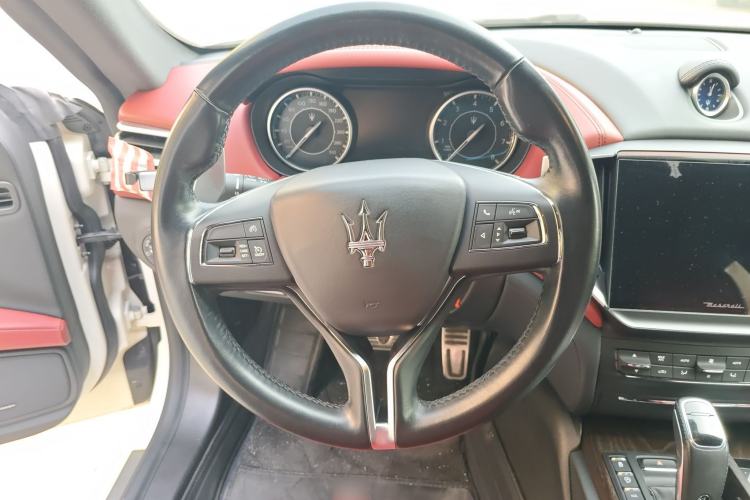 Used Maserati Ghibli 2021 2.0T Sharp Edition