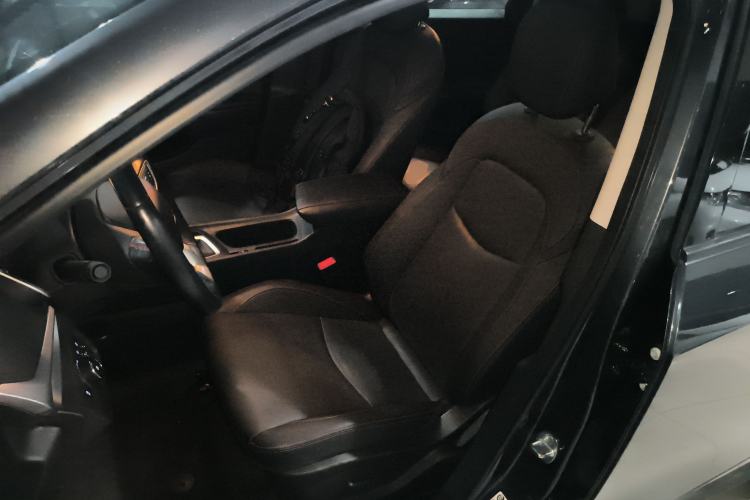 Used Chevrolet Orlando 2020 Light Hybrid Redline 530T Automatic Enjoyment Edition (5+2 Models)
