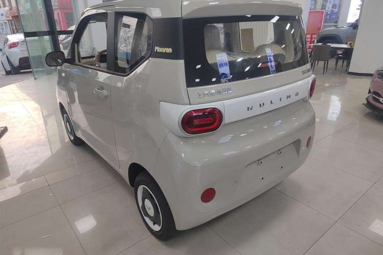 Used Wuling Hongguang MINIEV 2024 3rd Generation 215km Youth Edition
