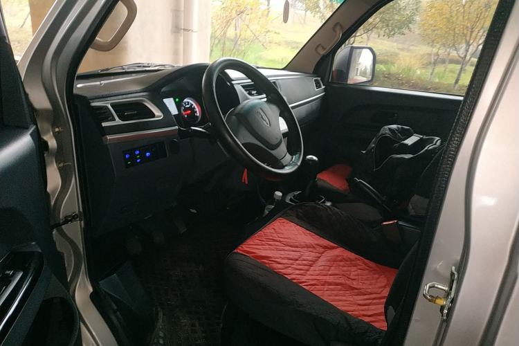 Used Jinbei Gold Card S3 2022 1.6L Flatbed Truck Standard Version 3.2 Meters SWD16MS