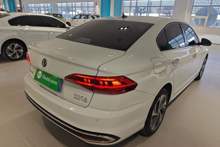 Used Volkswagen Bora 2023 300TSI DSG Prestige Edition