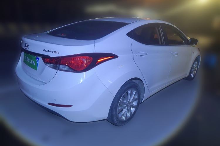 Used Hyundai Elantra (5th Generation / Langdong) 2016 1.6L Automatic Smart Version
