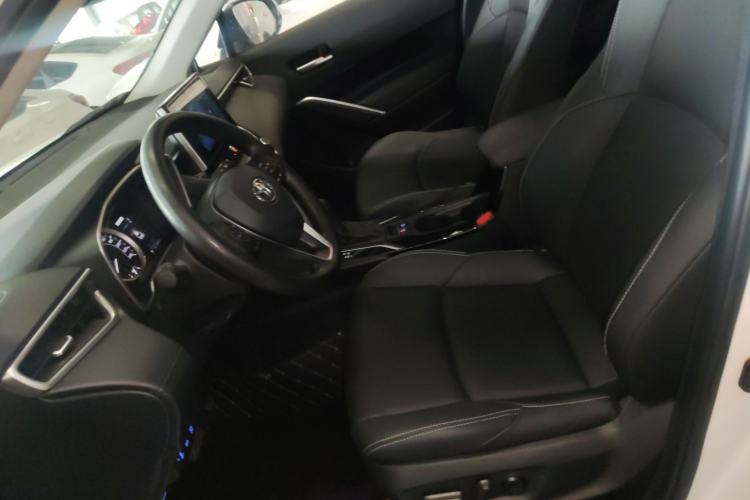 Used Toyota FRONTLANDER 2022 2.0L CVT Luxury PLUS Edition
