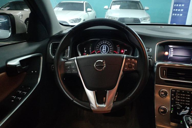 Used Volvo S60 2019 S60L Facelift T5 Intelligent Advanced Edition
