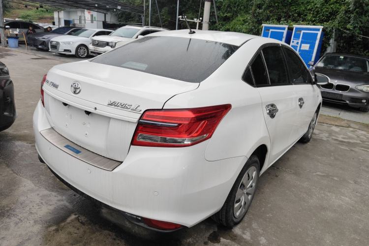 Used Toyota YARiS L 2019 1.5E CVT Dynamic Edition China VI compliant
