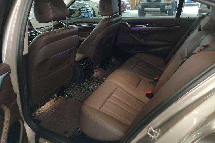 Used BMW 5 Series 2020 525Li Luxury Package