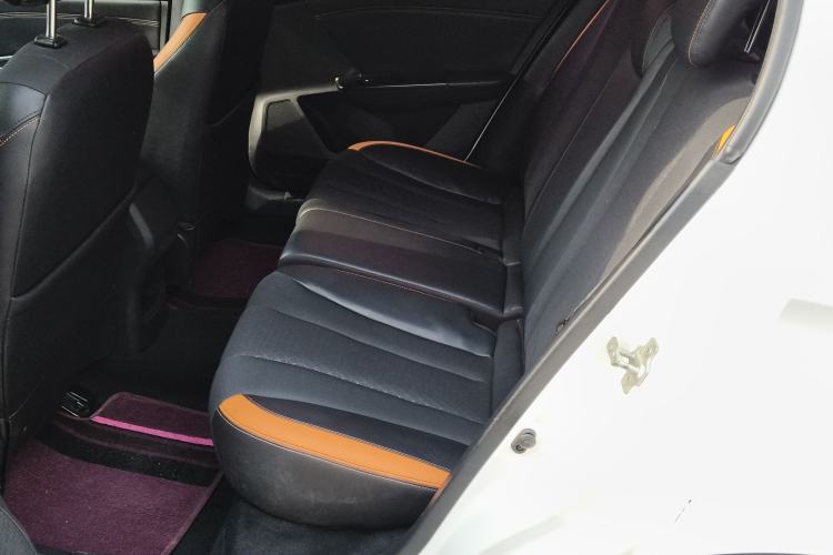 Used Baojun 310 2017 1.5L Automatic Fashion Model