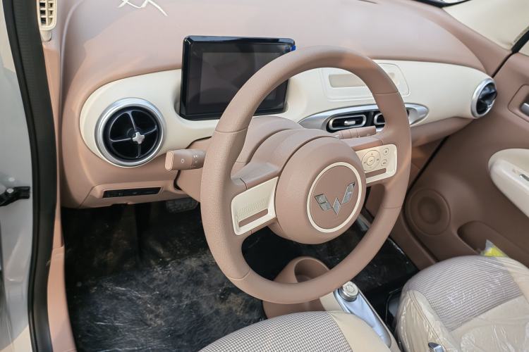 Used Wuling Hongguang MINIEV 2025 Four-Door Version Advanced Edition
