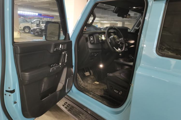 Used 212 T01 2025 2.0T Changfeng