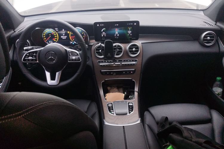 Used Mercedes-Benz GLC 2022 Second Facelift GLC 260 L 4MATIC Luxury Edition
