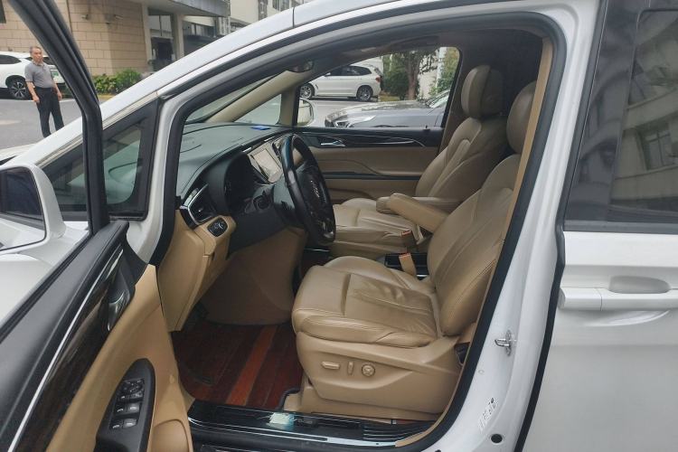 Used Buick GL8 2018 ES 28T Premium Model China VI Standard
