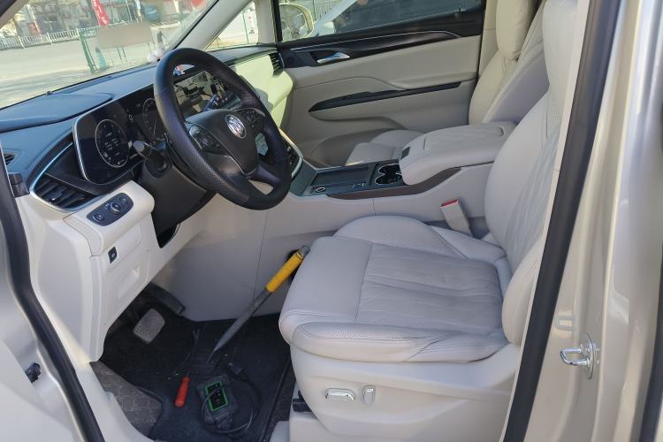 Used Buick GL8 2021 ES Landtrek 653T Comfort Edition