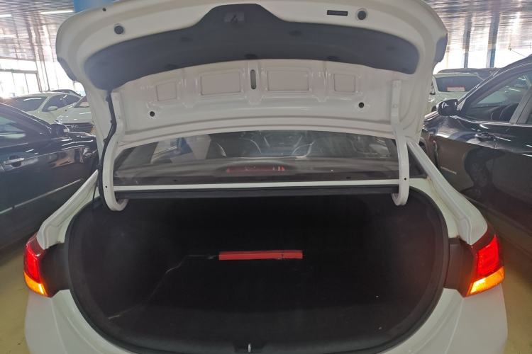 Used Hyundai Verna 2016 1.4L Manual Cool Edition GLS
