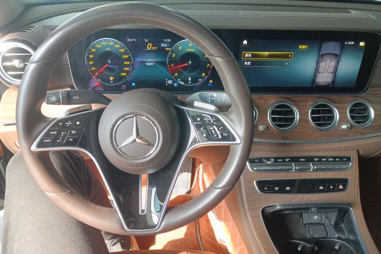 Used Mercedes-Benz E-Class 2023 Updated E 300 L Fashion Edition
