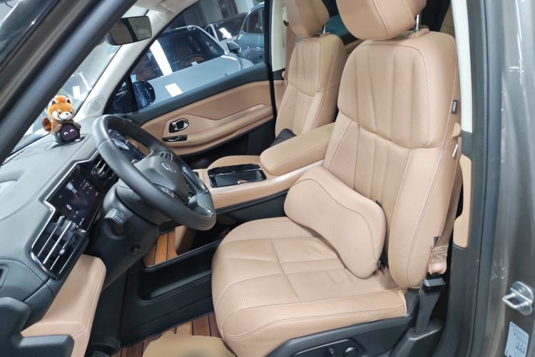 Used Nio ES8 2018 355 km Base Version 7-Seater Edition