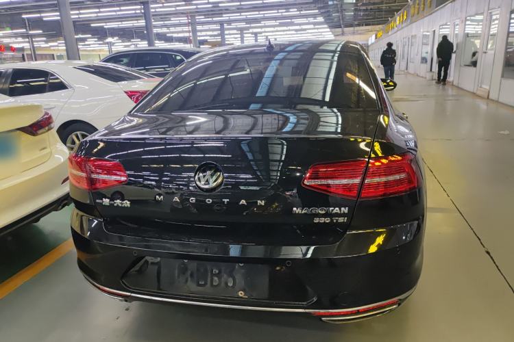 Used Volkswagen Magotan 2019 330TSI DSG Leading Model China VI Standard