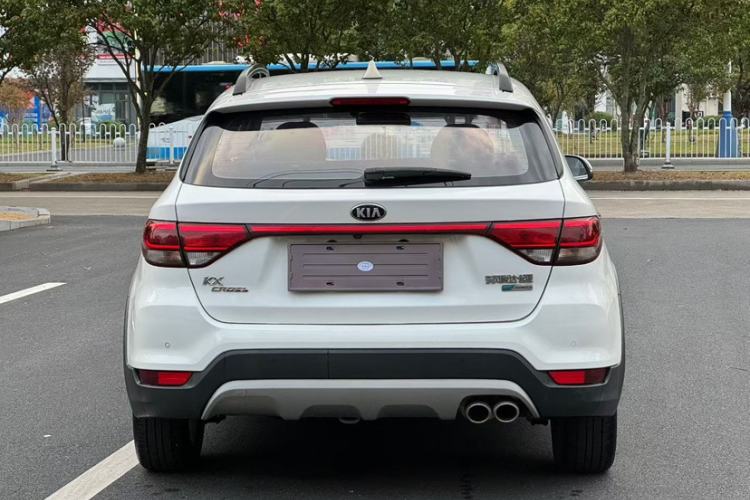 Used Kia KX Cross 2018 1.6L Automatic Dynamic Sunroof Version
