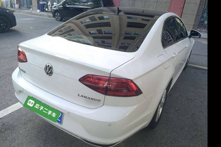 Used Volkswagen Lamando 2021 230TSI DSG Fashion Edition
