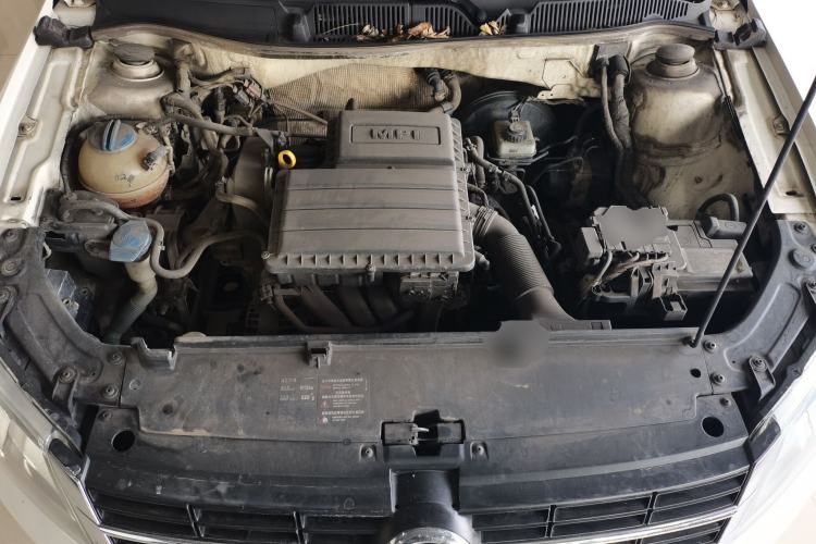 Used Volkswagen Lavida 2013 Revised Classic 1.6L Automatic Fashion Edition