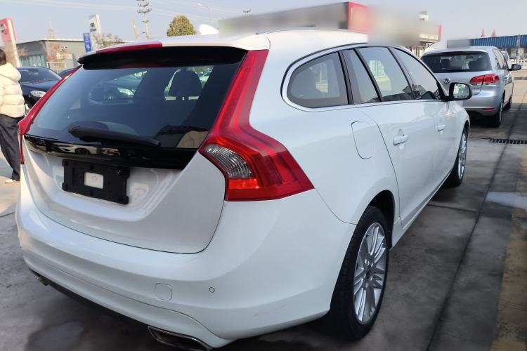 Used Volvo V60 2014 Restyled T5 Zhiya Edition